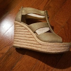 Michael Kors size 5 wedges